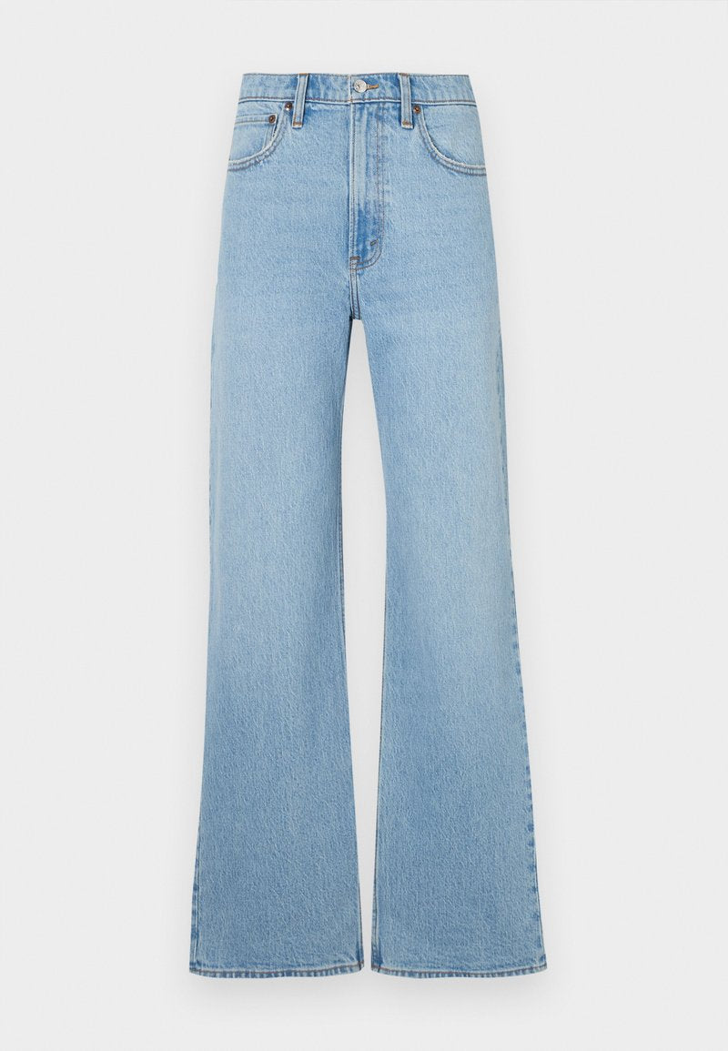 Hellblaue Jeans im weit geschnittenen Design, aus Denim gefertigt. Mit Knopfverschluss, fünf Taschen und minimalen Nähdetails.