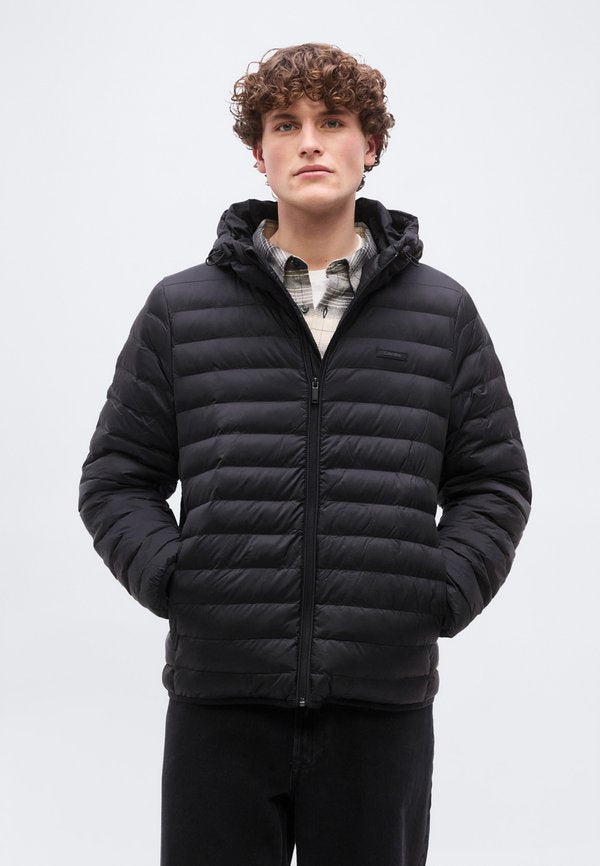Calvin Klein HOODED CHANNELED PUFFER