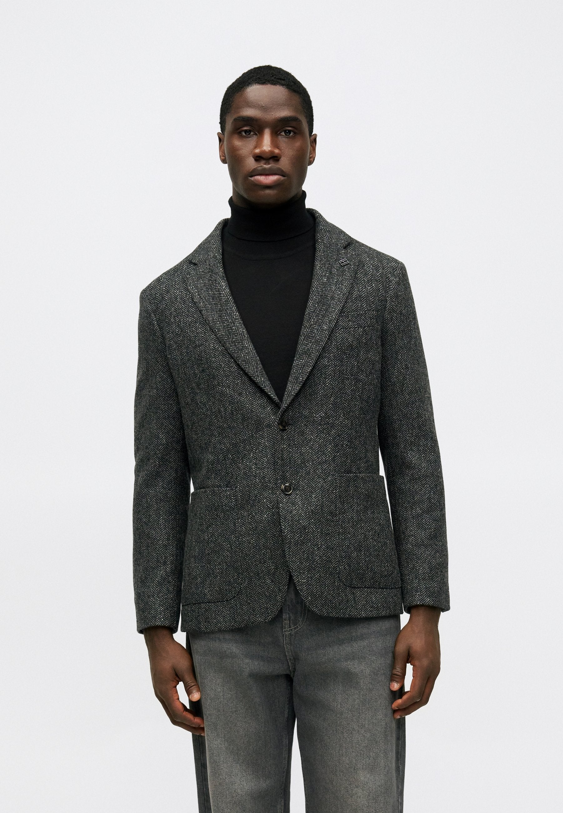 HERRINGBONE Media 3