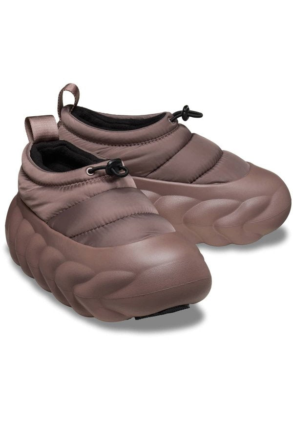 Crocs OVERPUFF SHORTY