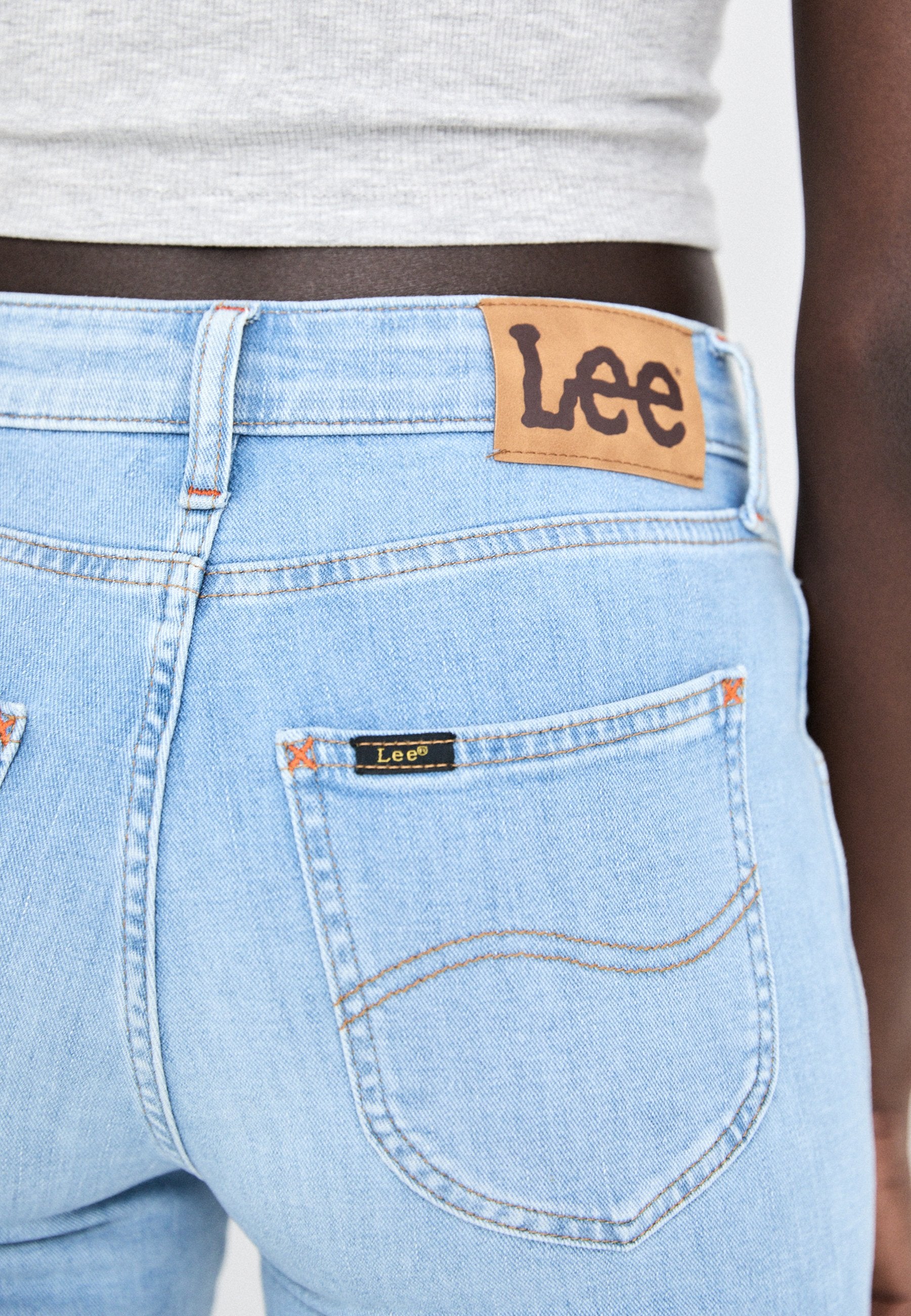 Lee DOUBLE SEAMED