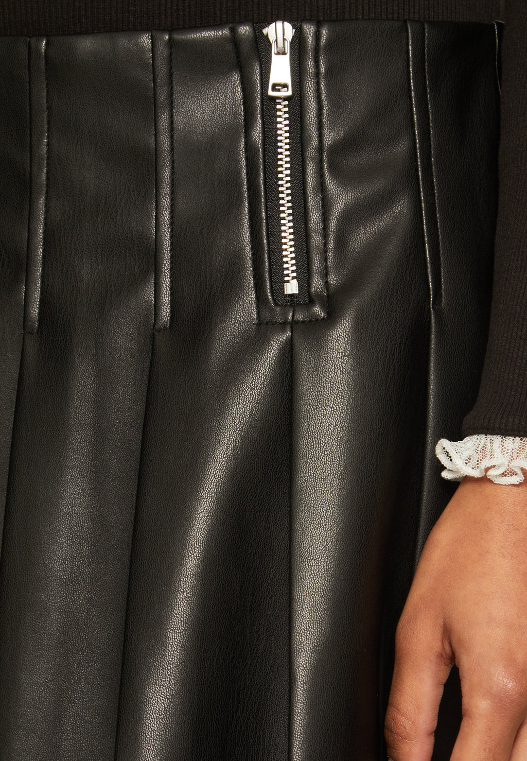 ONLIZARA ZIP PLEAT Media 6