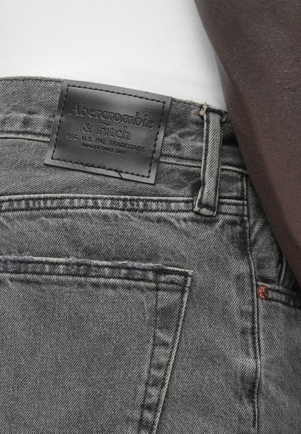 Abercrombie & Fitch ULTRA BAGGY