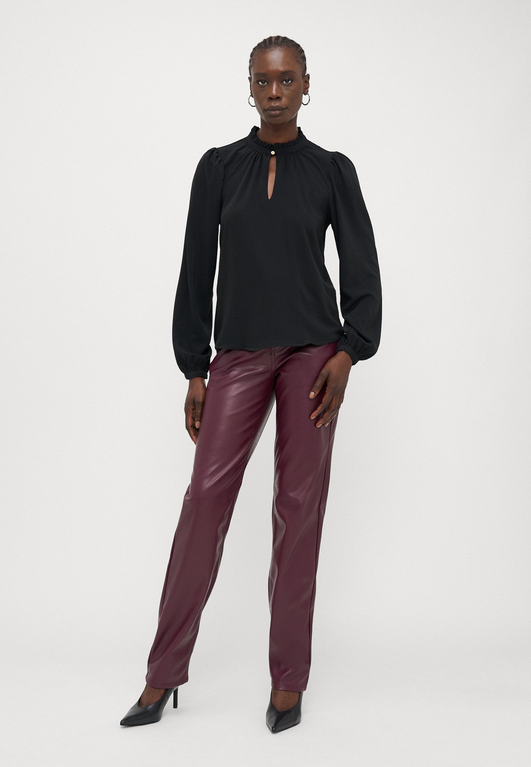 ONLSADIE PANTS Media 2
