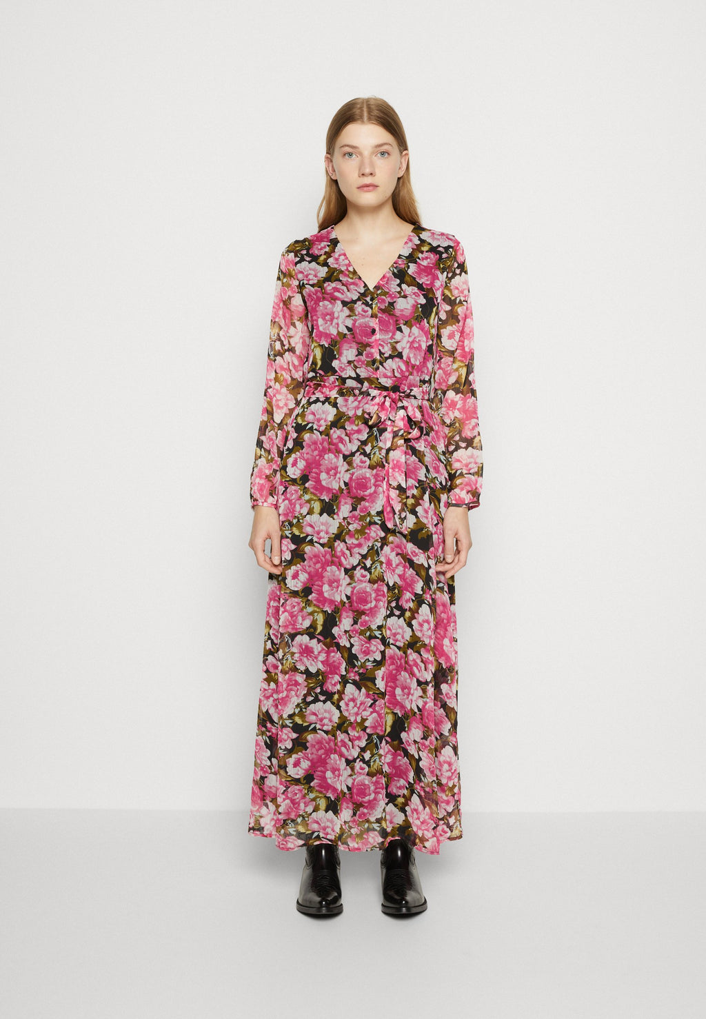 ONLSAGA V NECK BUTTON DRESS Media 3