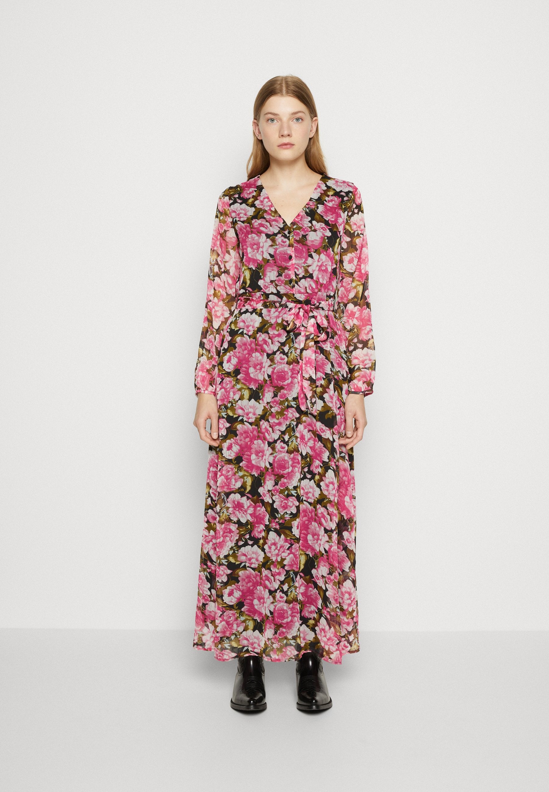 ONLSAGA V NECK BUTTON DRESS Media 3