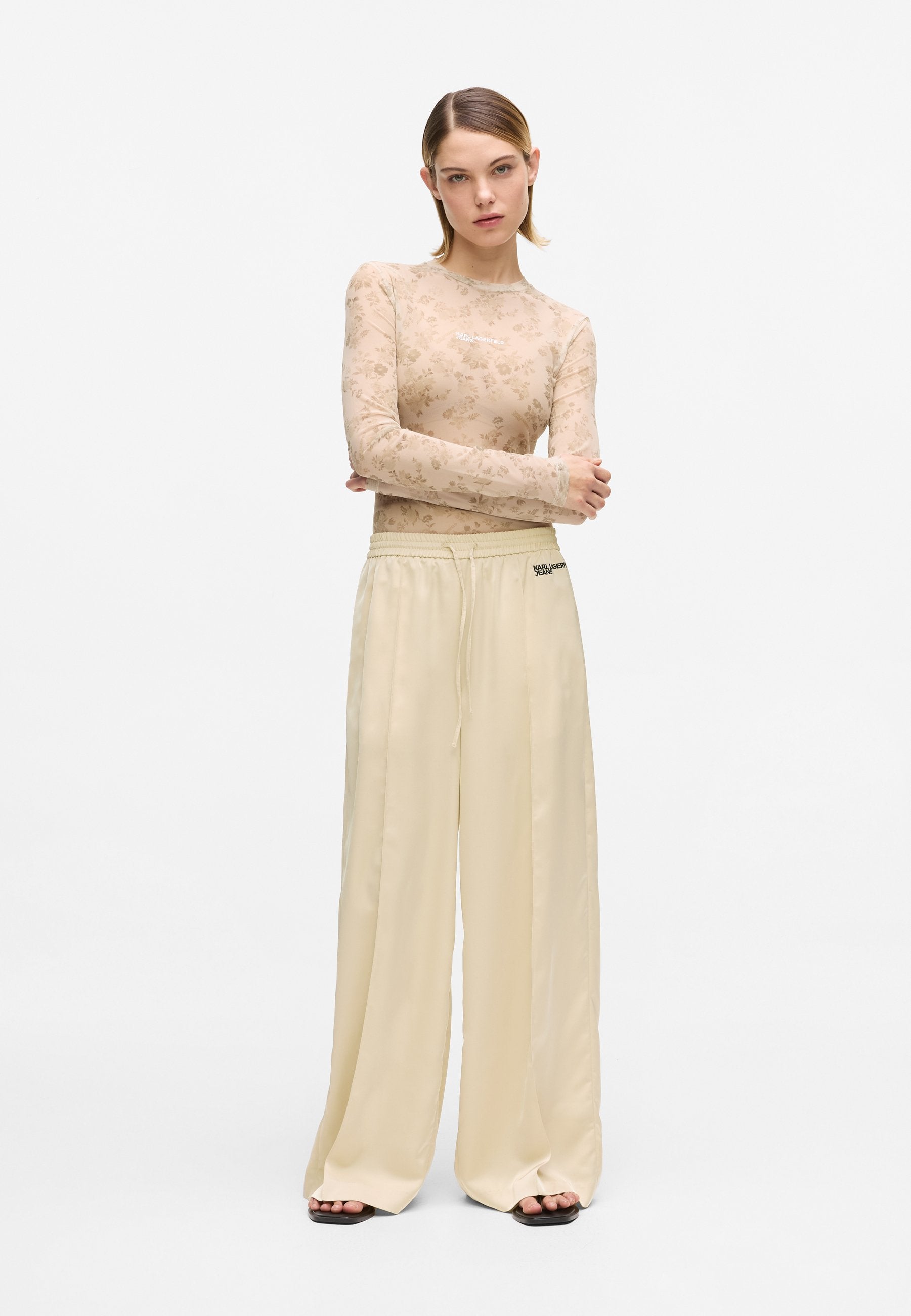 WIDE-LEG Media 3