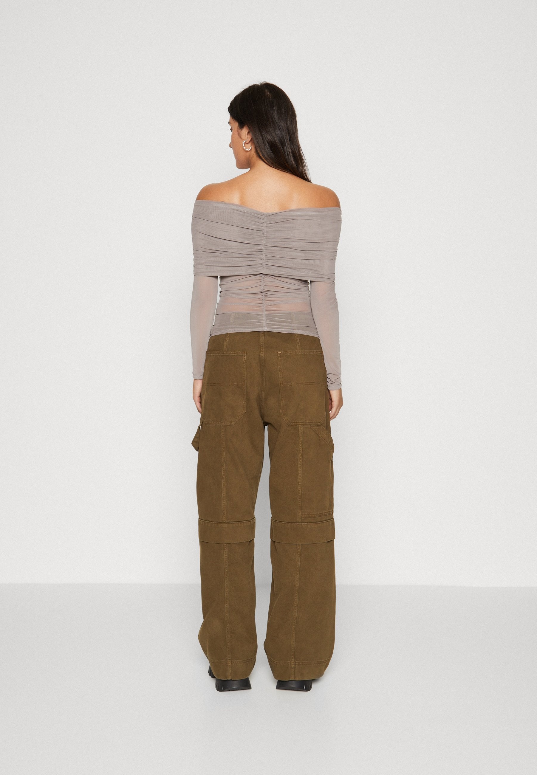 ONLMILAN OFFSHOULDER  Media 4
