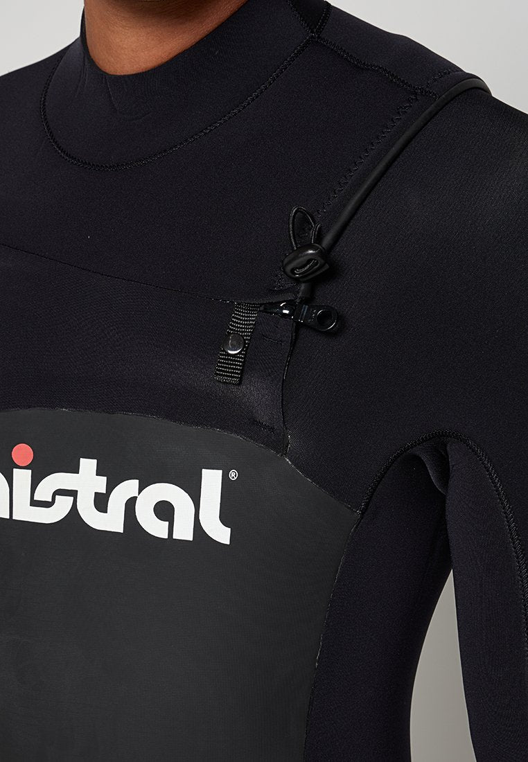 Mistral STORM FORCE