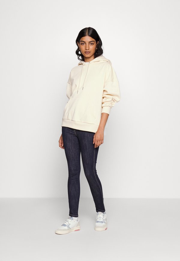 Dr.Denim Petite MOXY
