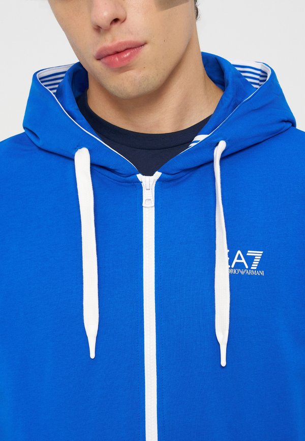 EA7 Emporio Armani