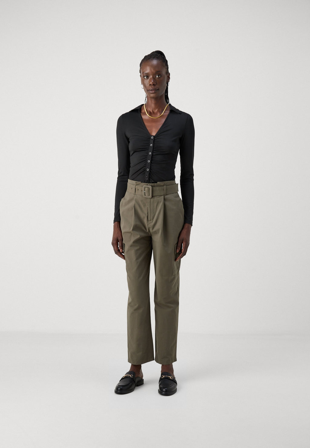 Anna Field Tall