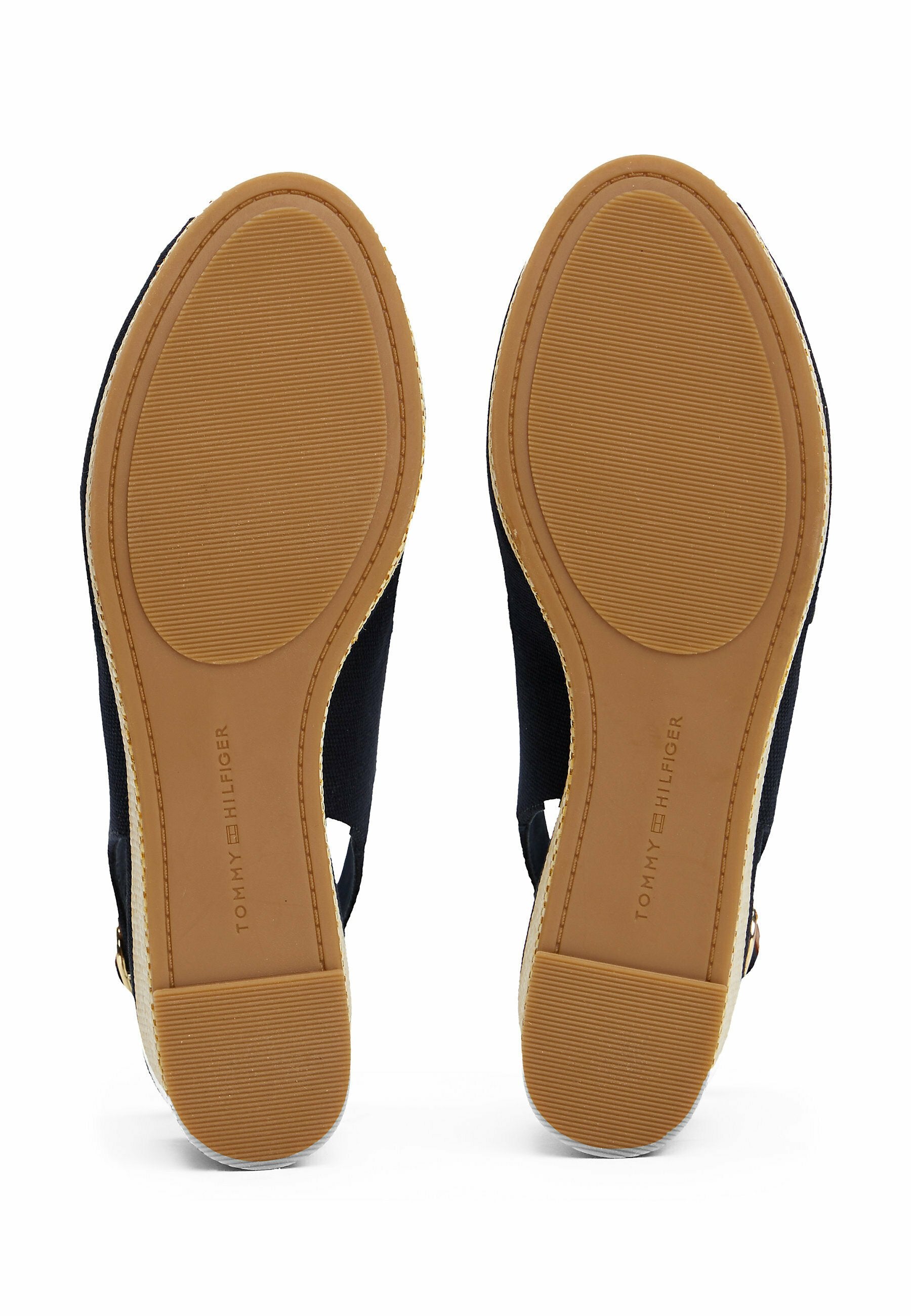 FLAG MID SLINGBACK Media 5