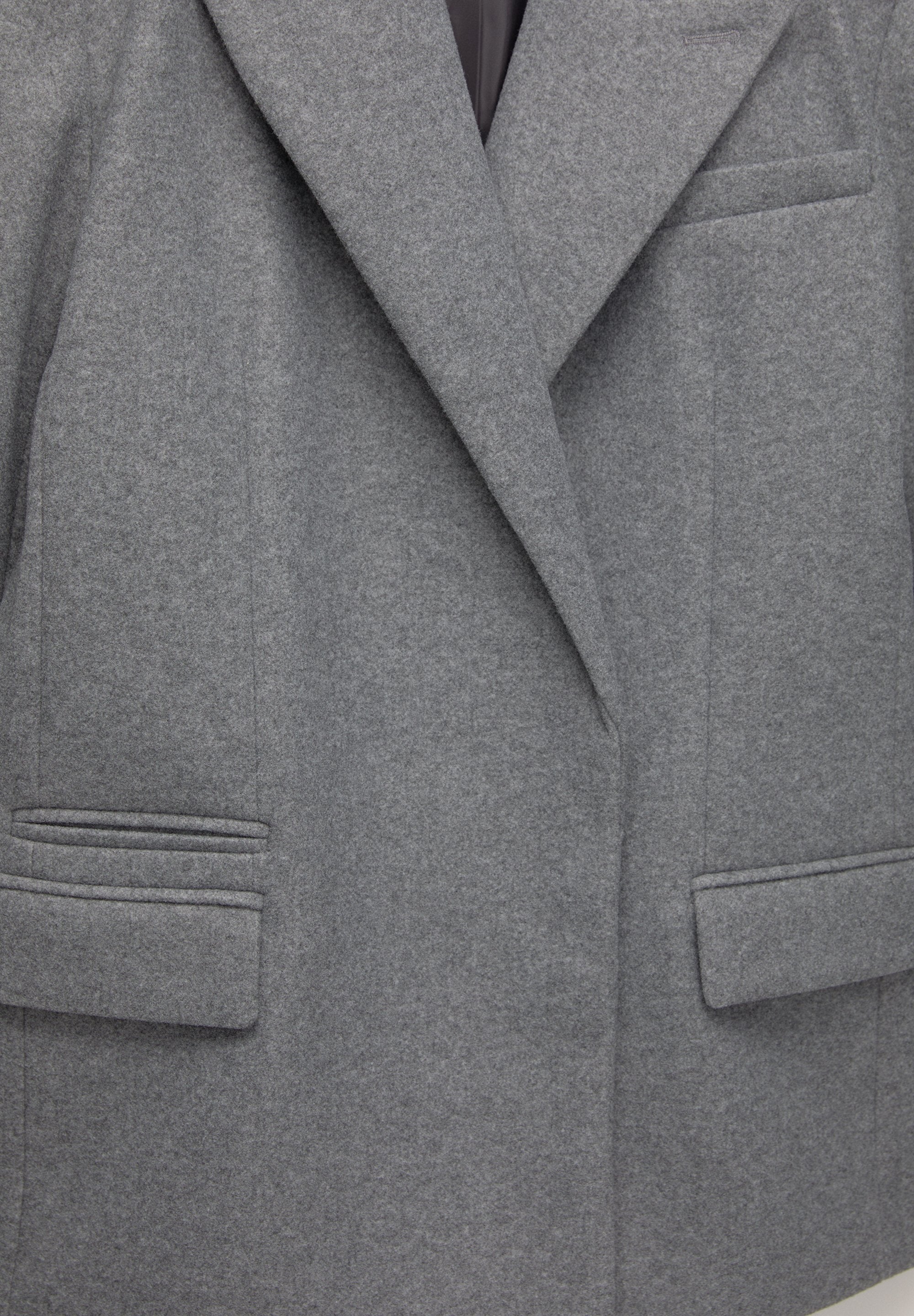 PULL&BEAR TAILORED FIT FELT TEXTURE
