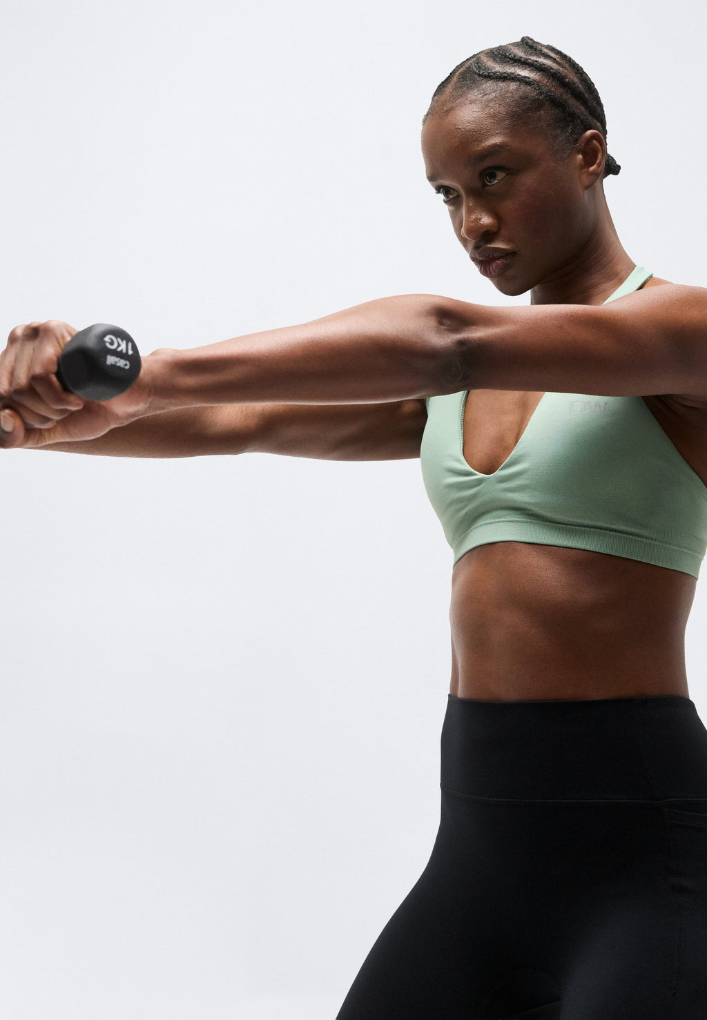 ICANIWILL DEFINE SEAMLESS HALTER SPORTS BRA
