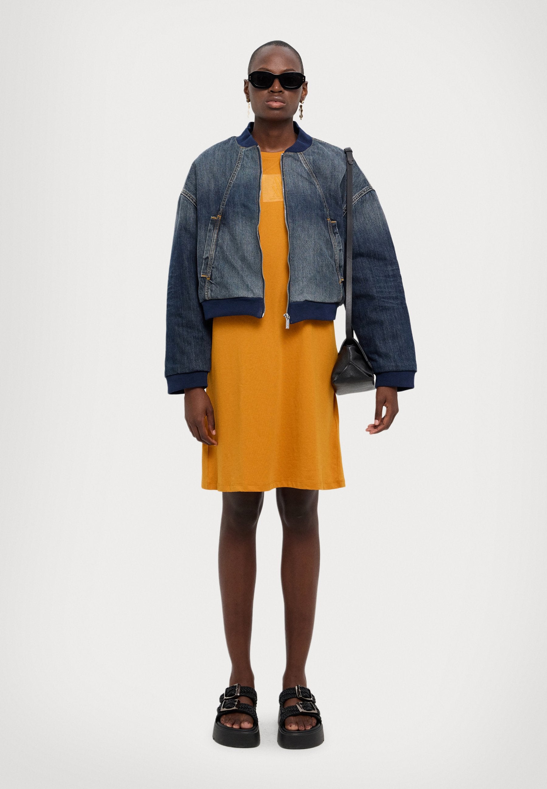 BLOUSON Media 2