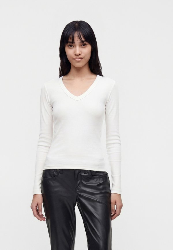 Vero Moda VMCHLOE V NECK - Long sleeved top - snow white