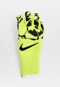 Gelbe und schwarze Nike-Sporthandschuhe mit geometrischen Mustern und Logo, entworfen für Handschutz und Grip.