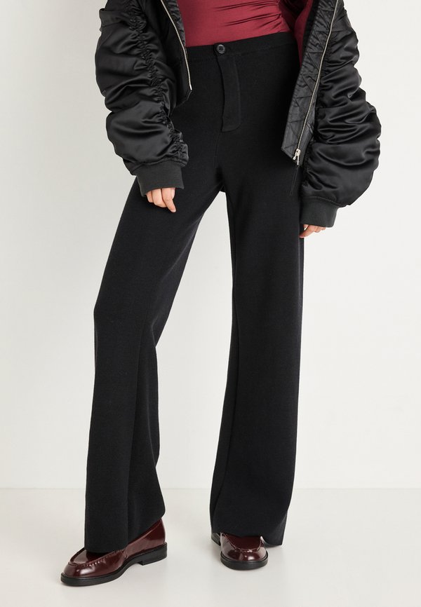 Gina Tricot TROUSERS