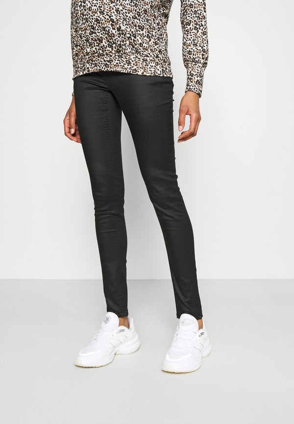 LOVE2WAIT PANTS COATED