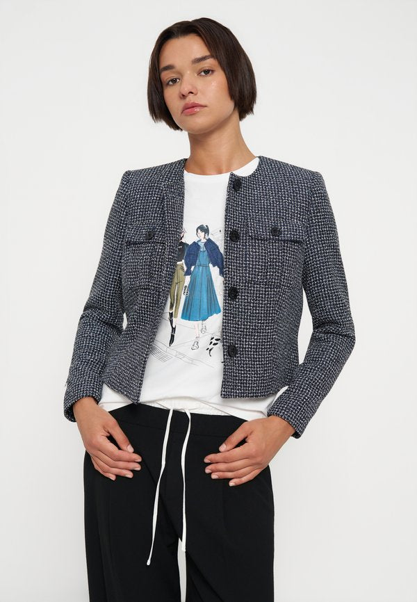 DKNY