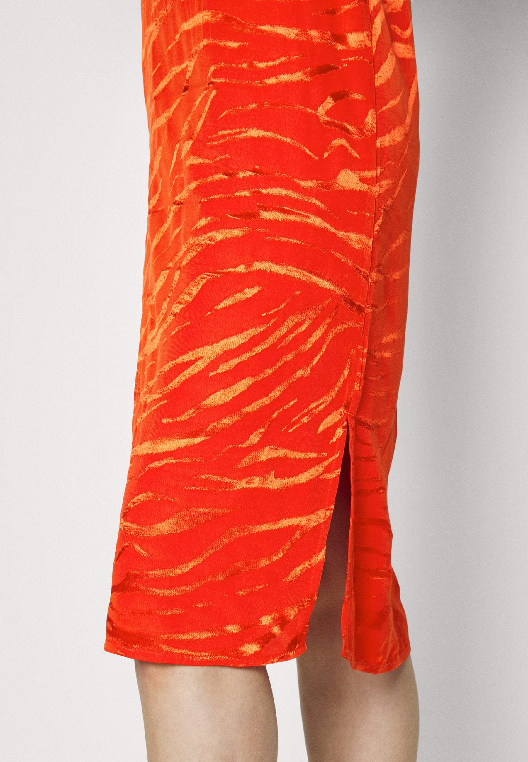 ONLBELLA SLIP DRESS Media 6