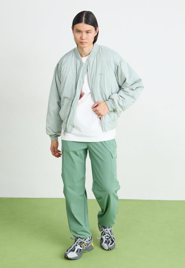 New Balance RIPSTOP