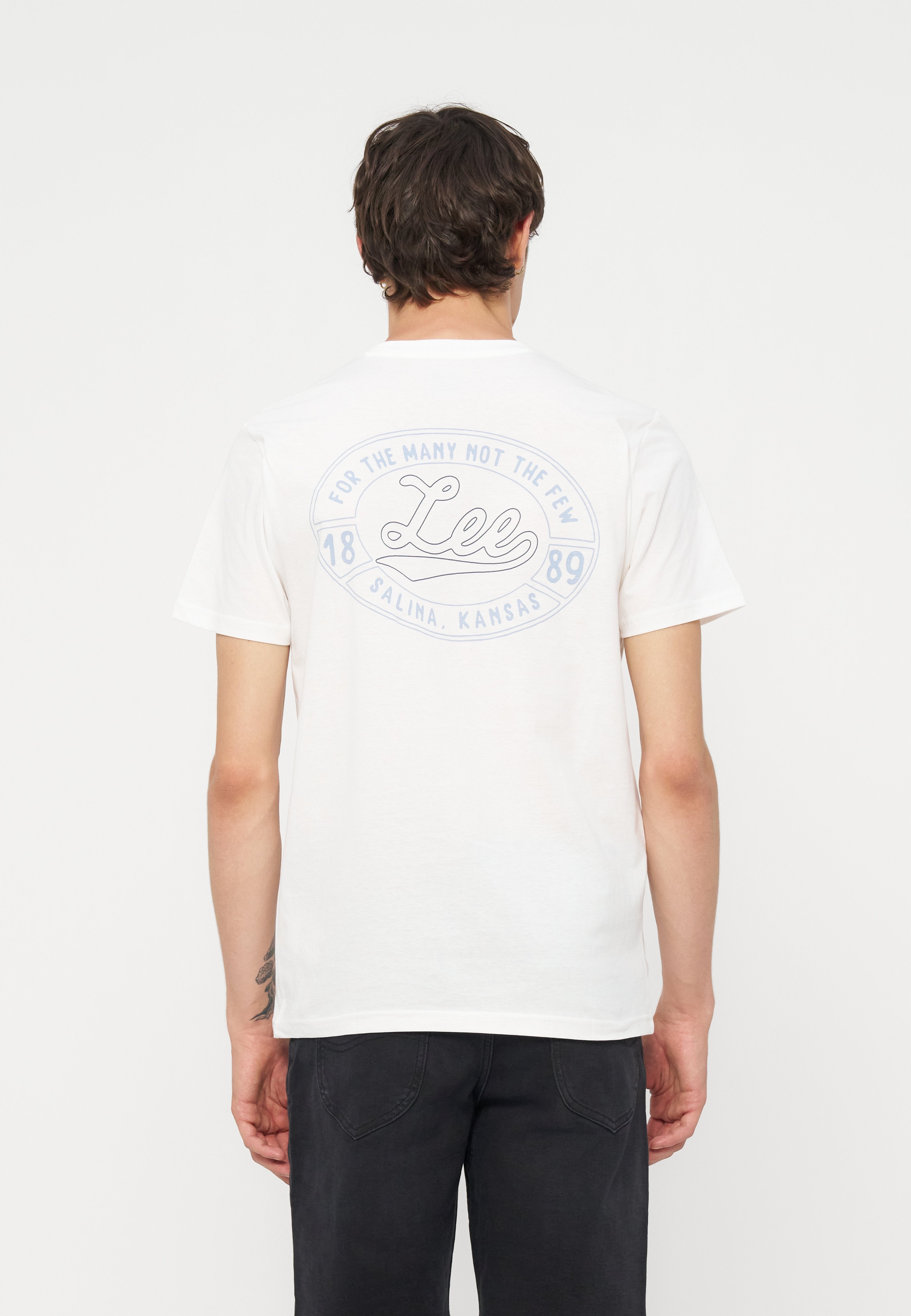 Lee