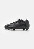 Schwarze Fußballschuhe mit strukturiertem Obermaterial, schlankem Design, markantem Swoosh-Logo und blauen Akzenten an der Sohle und der Seite.