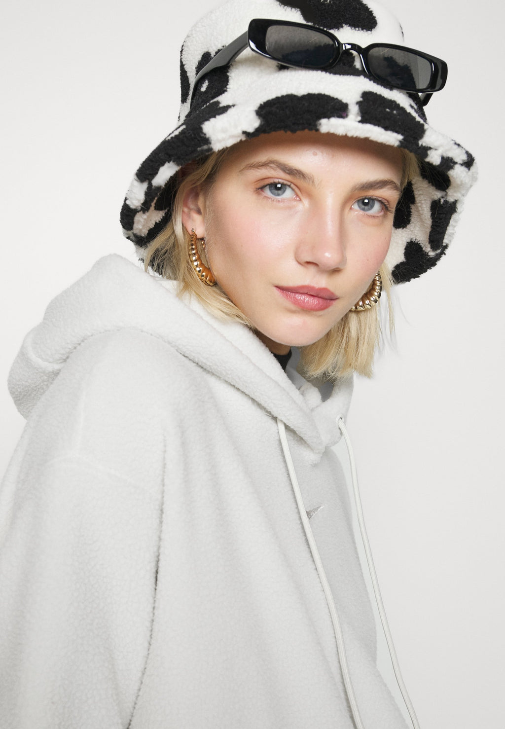 Nike Sportswear HOODIE