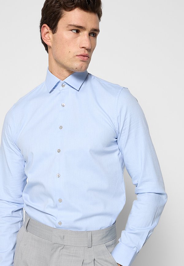 Calvin Klein SLIM FIT