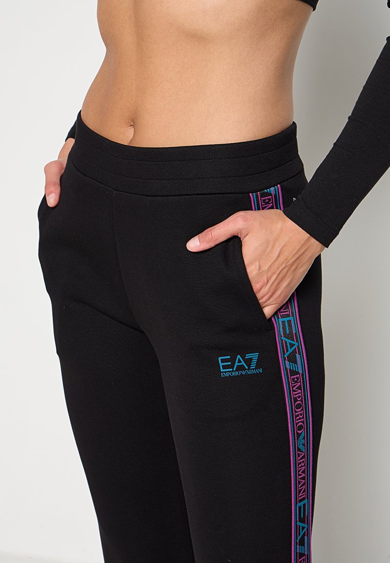 EA7 Emporio Armani Jogginghose Media 4