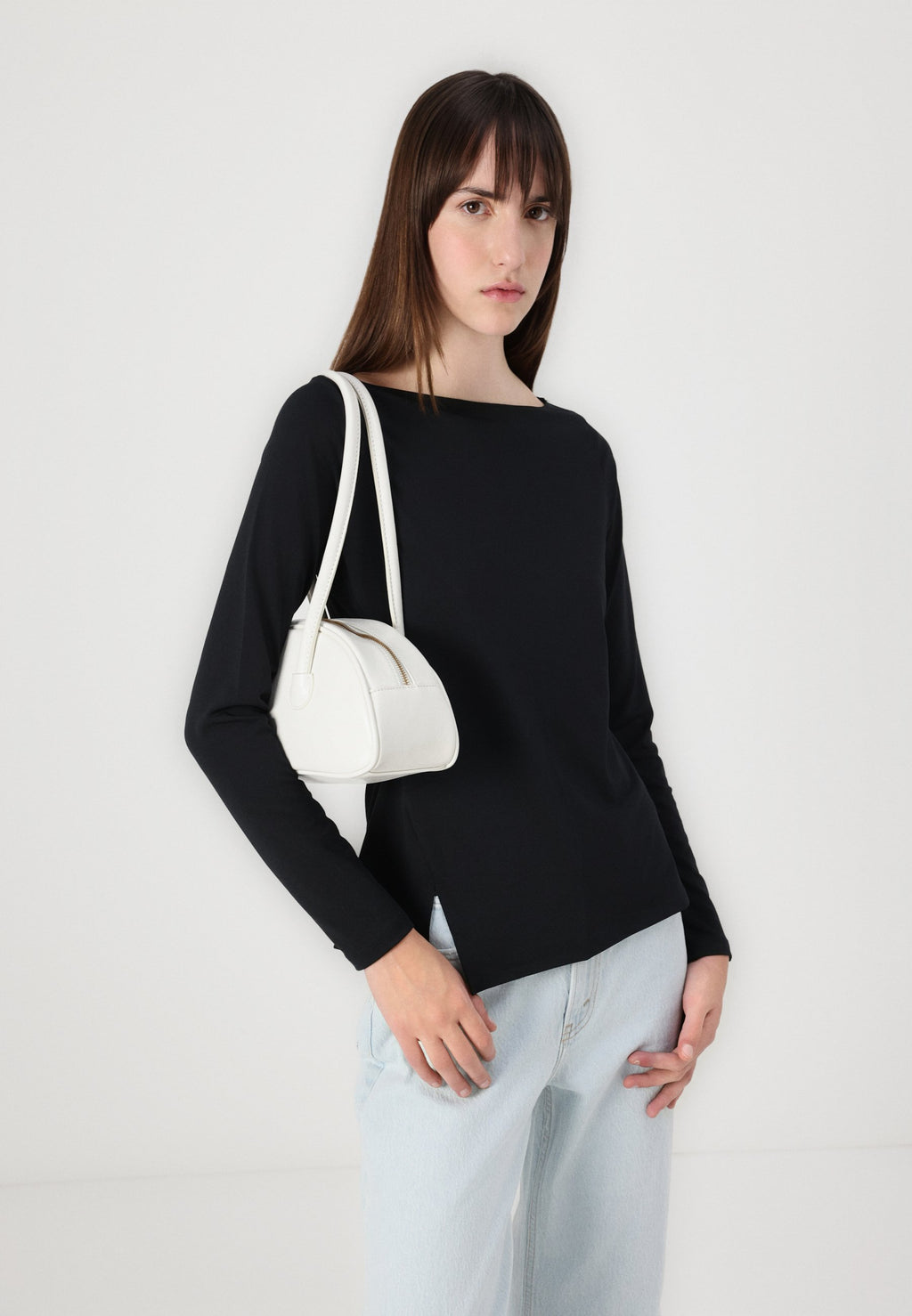 Abercrombie & Fitch Long-Sleeve Asymmetrical Hem Slash Top