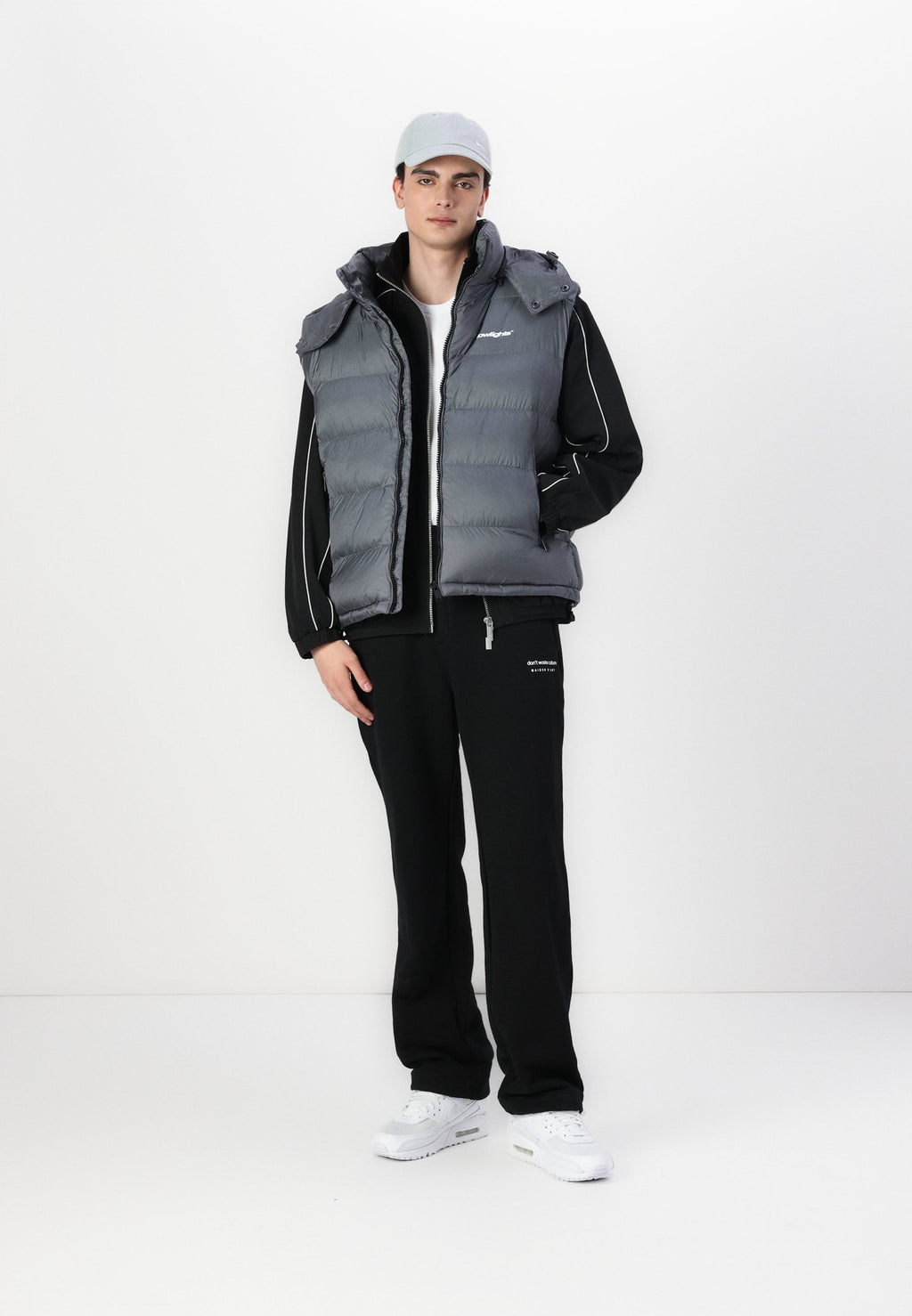 LOW LIGHTS STUDIOS® YEAR PUFFER VEST UNISEX