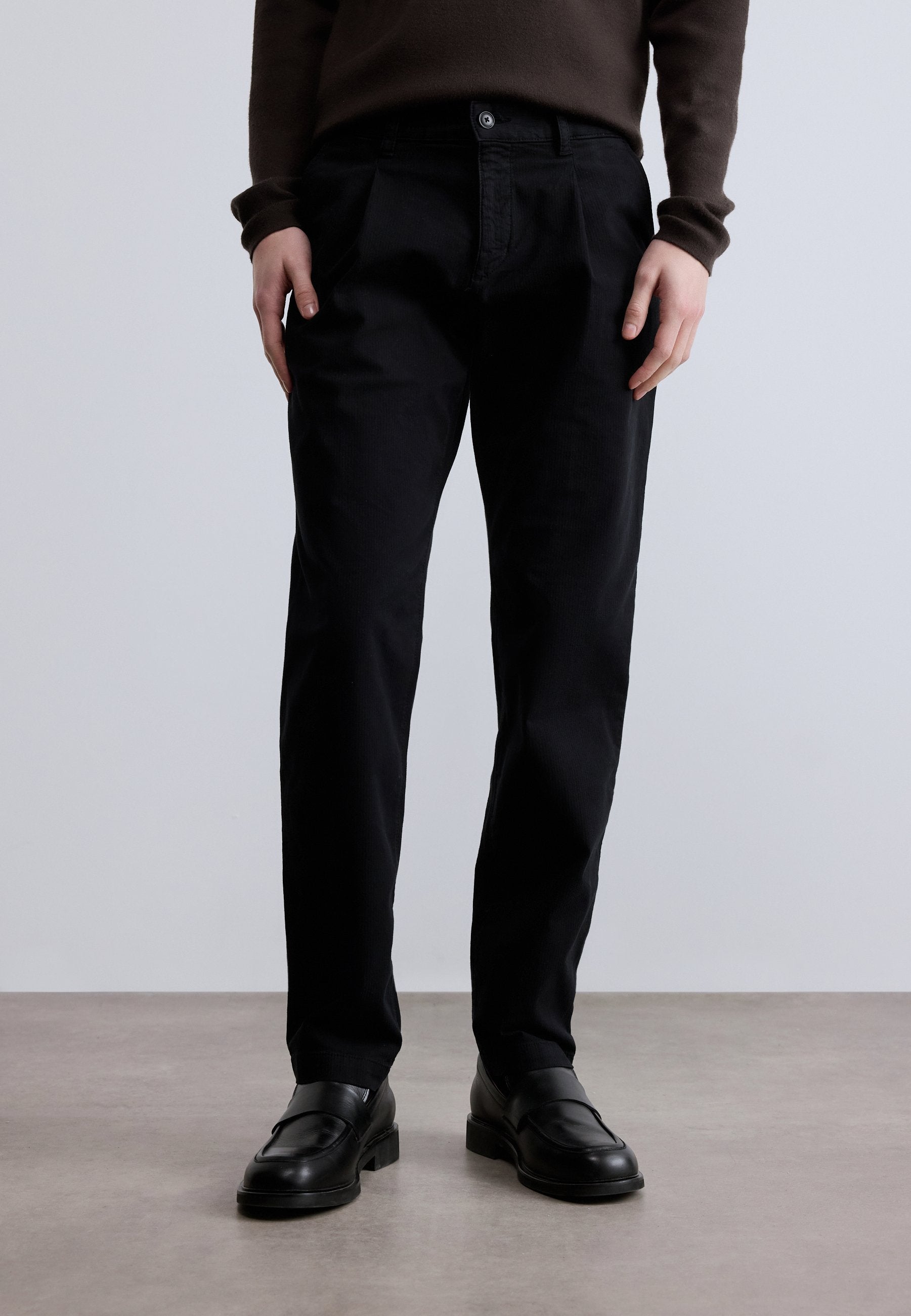 BOSS PLEATED