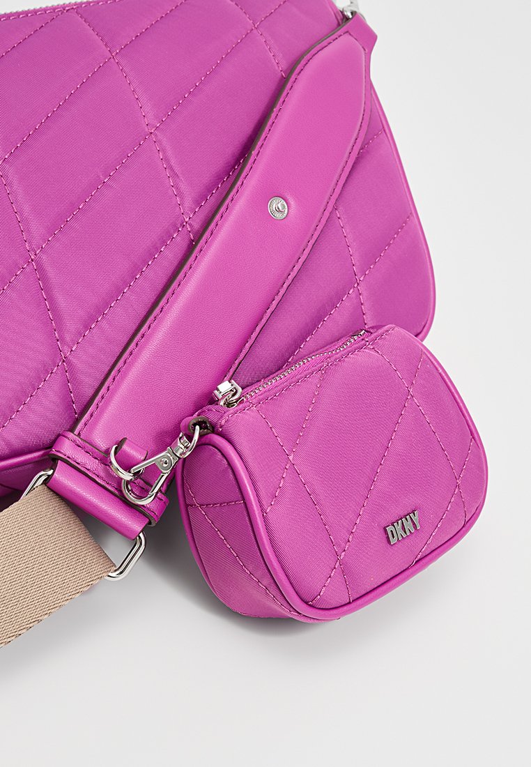 DKNY BODHI
