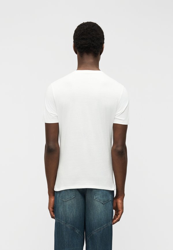 Guess Jeans SLIM DIAMOND TEE