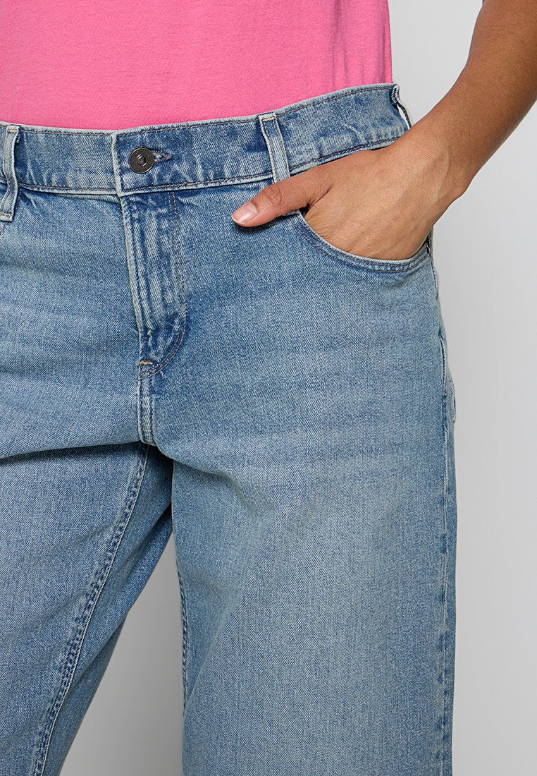 JUDEE LOOSE FIT Media 5