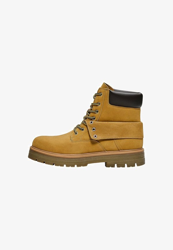 Bershka LACE-UP WORKER - ANKLE BOOTS - Lace-up ankle boots - mustard yellow