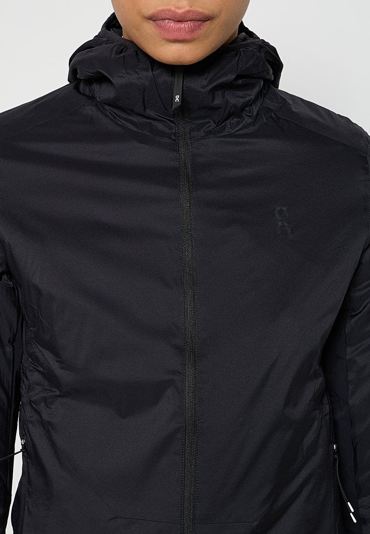 On Regenjacke / wasserabweisende Jacke Media 6