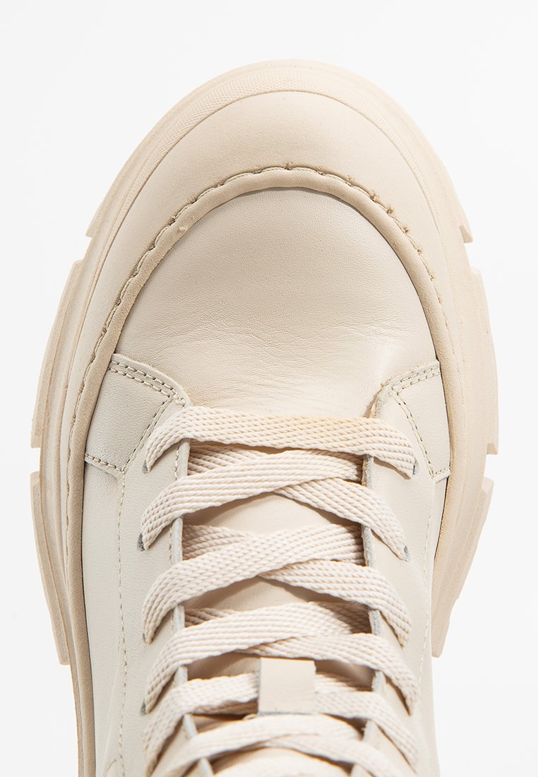 Bronx CRUZ-ER