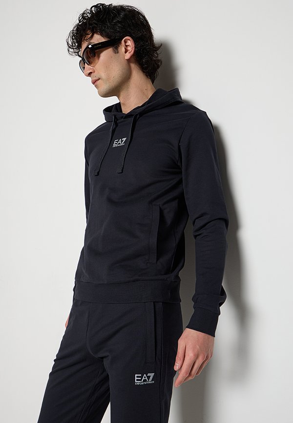 EA7 Emporio Armani SET