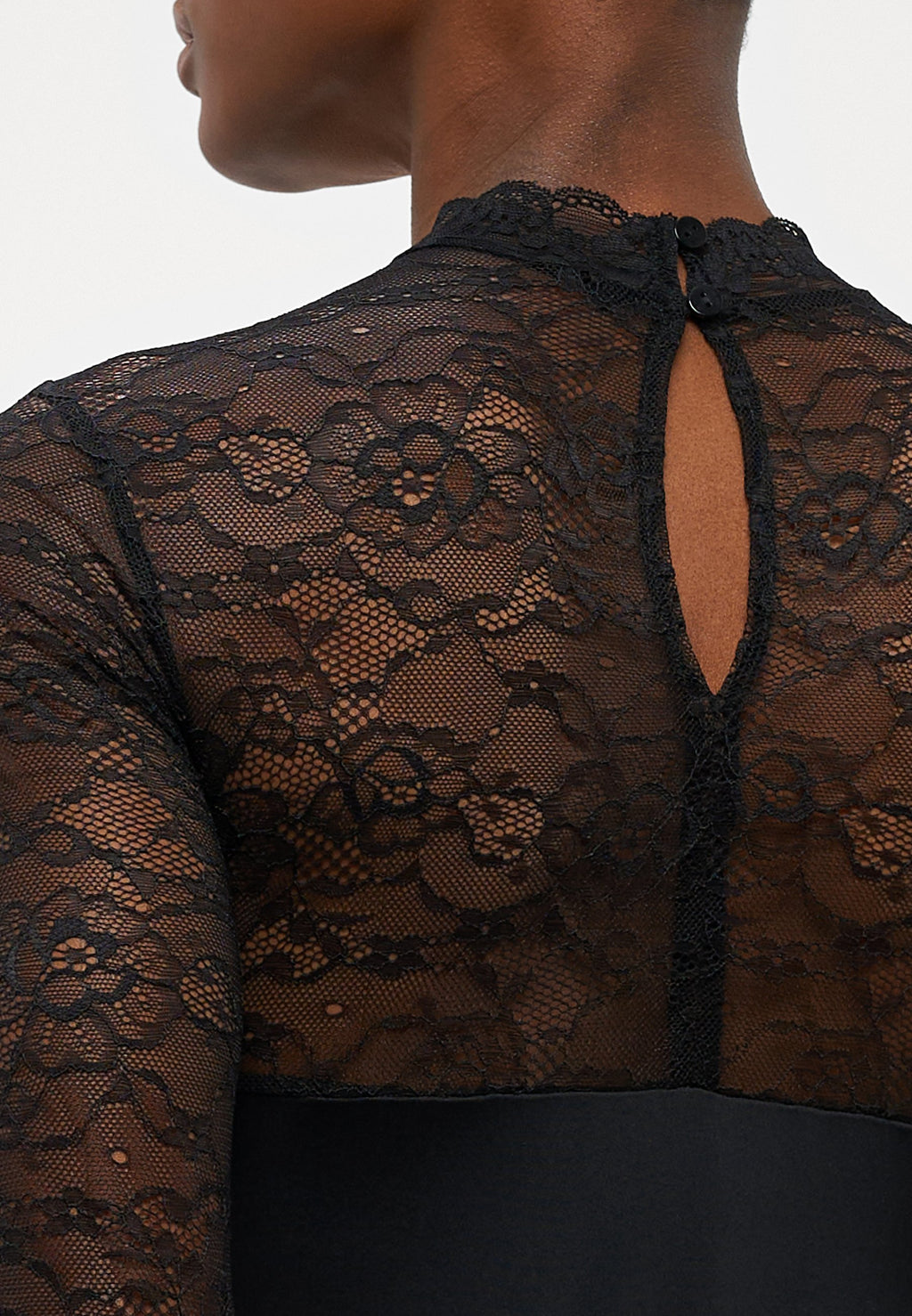 ONLSIA HIGHNECK HEART Media 6