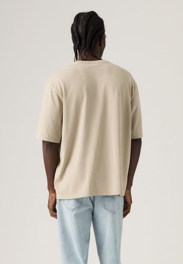 Levi's® TEE