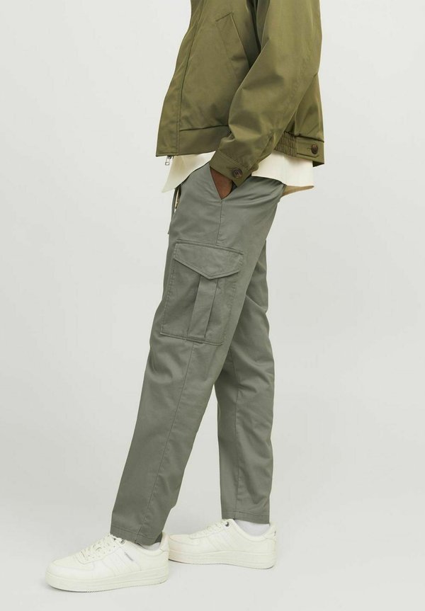 Jack & Jones KAROTTEN FIT
