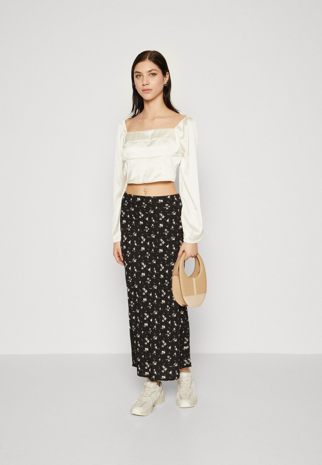 Hollister Co. LONG-SLEEVE SATIN SQUARE-NECK TOP