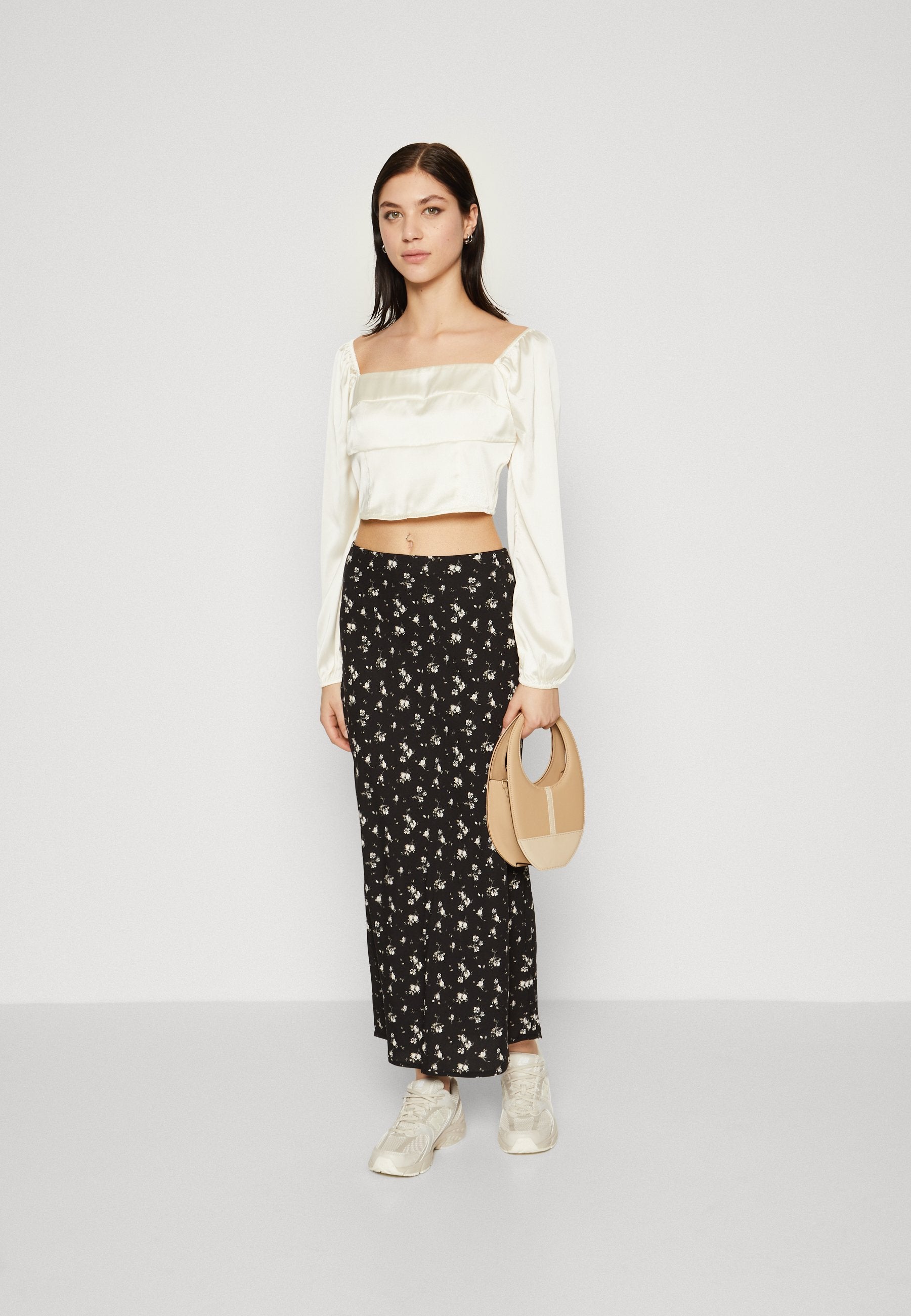 Hollister Co. LONG-SLEEVE SATIN SQUARE-NECK TOP