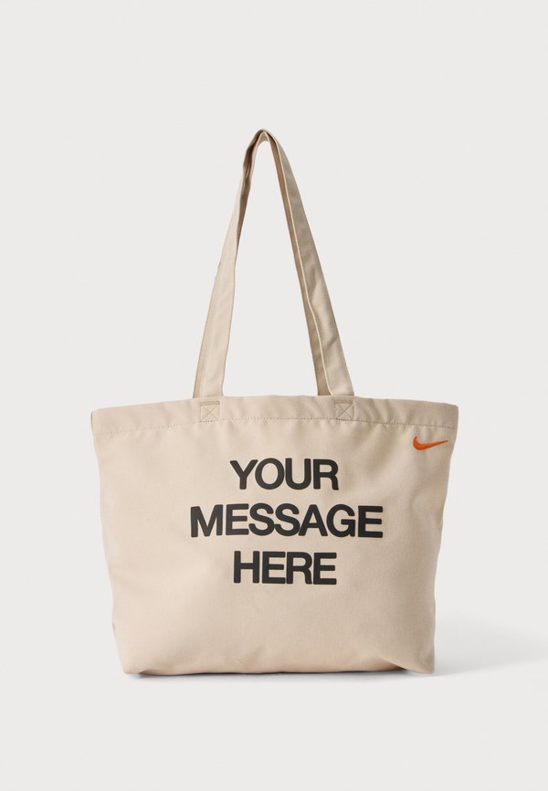 Nike Sportswear HERITGE TOTE UNISEX - Tote bag - oatmeal/safety orange