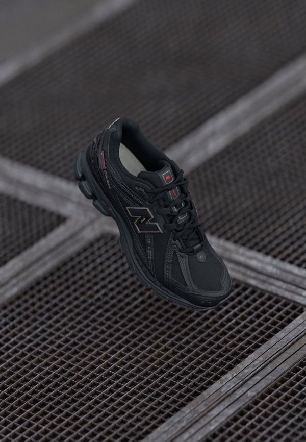 New Balance U1906 UNISEX - Trainers - black