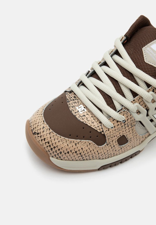 DC Shoes AT 2 SE